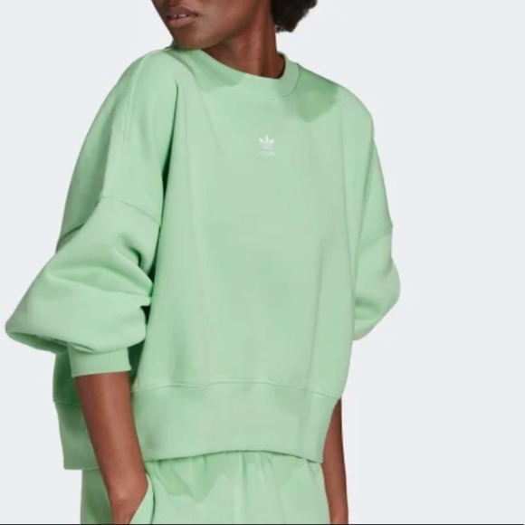 adidas Tops - Adidas Sweatshirt NWT Adicolor Originals Oversized Mint Green Crewneck Womens L